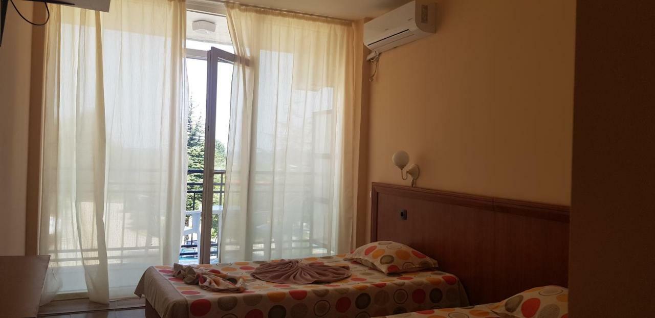Dsk Hotel Kranevo Esterno foto