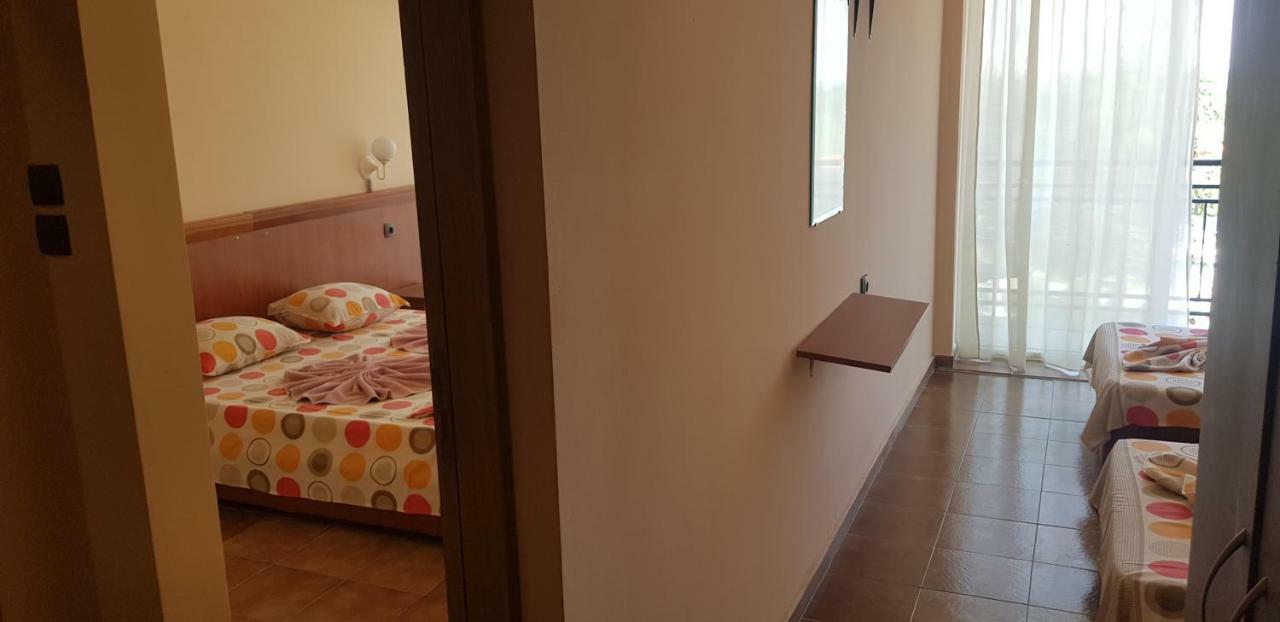 Dsk Hotel Kranevo Esterno foto